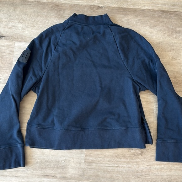 Run On Clouds Crewneck Navy Sweater sz M - Picture 10 of 12